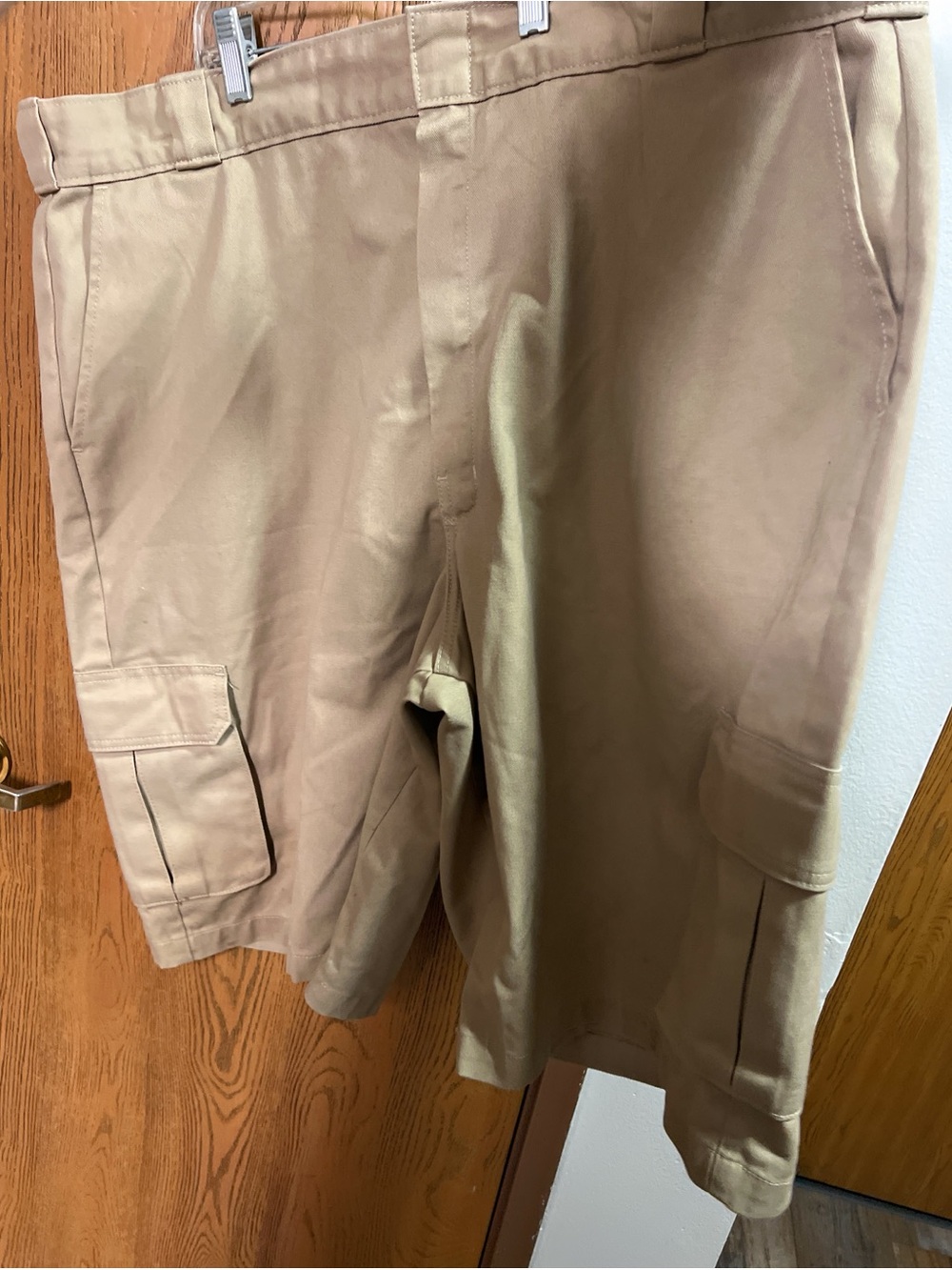 Dickies Mens Khaki Work Cargo Shorts Size 44 Loose Fit